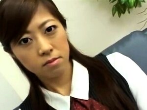 Uniforme giapponese che succhia cazzi