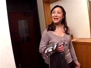 Asiatische Mutter mit frischem Liebhaber 22, japanische Reife hat Sex