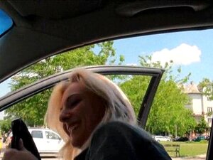 Euro-Schlampe Katy Rose braucht Schwänze und wird draußen