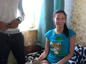 Typ brauchte Geld, um Miete und Kredite zu zahlen. Typ brauchte