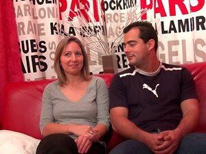 Amateur-französisches Paar fickt vor unserer Kamera