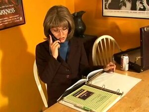 Канцеларијске девојке обожавају