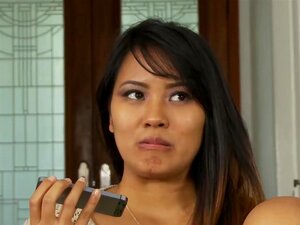 LatinFixation Asiatische Latina-Mix Angelina Chung wird vor der Kamera
