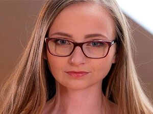 Чешки штребер воли британску девојку