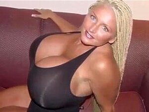 Komm und sieh dir die größten Möpse an, die du jemals gesehen hast!