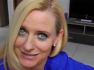 Sexy reife MILF vollgespritzt, reife MILF sexy vollgespritzt