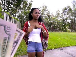 Ebony Big Ass Süße Haylee Wynters wird interracial gefickt