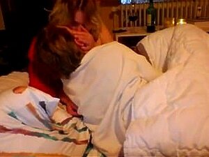Deutsche Mutter und NICHT Stieftochter im Bett (noch besser) -