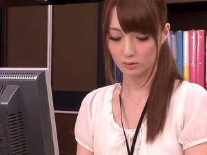 Erleben Sie die ultimative Versuchung im Büro mit einer