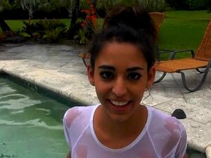 Einen dicken Schwanz ehren. Die lüsterne Schwanzverehrung der