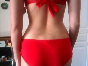 Seksikäs bikinivartalo