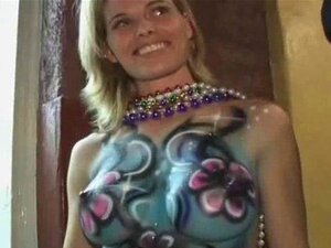 Party Wild Nackt bei Mardi Gras!