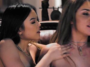 GIRLSWAY Gabbie Carter villiintyy tyttöystävänsä Lulu Chun ja
