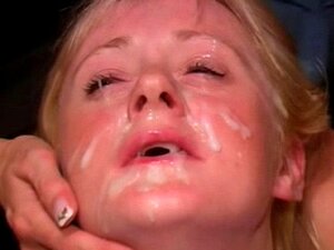 Kypsä brittiläinen vaimo saa spermat peitettyä bukkakella