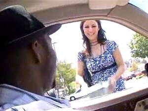 Maria Bellucci hat wunderbare Scones und einen tollen Hintern