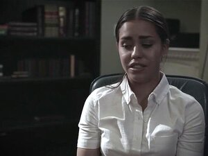 Verwüstete Süße Alina Lopez wird von ihrem Stiefvater gefickt.