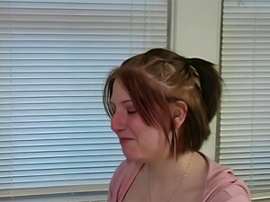 Casting-MILF Joslyn mit großen Titten, verzweifelte Amateure