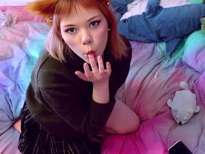 Süßer Fuchs wichst zum porno