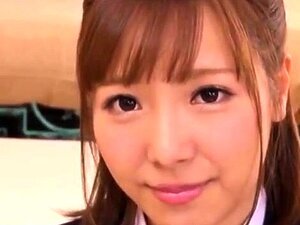 Japanisches Cutie-Blowjob und harter Fick unzensiert