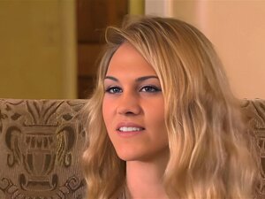 Ehemann teilt Frau mit anderen Swinger-Paaren