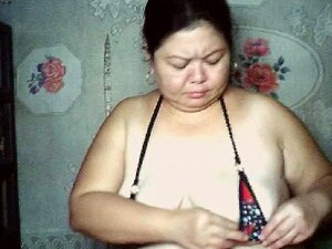 Asiatische Fettsäuren mit kleinem Bikini
