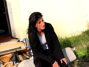 Zigeunerjägerin fickt ihre nasse Fotze