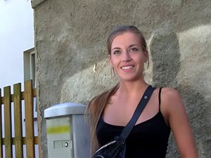 Heißes öffentliches Abenteuer! Schau dir an, wie eine atemberaubende