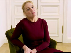 Oma mit großem Hintern wird hart geschlagen