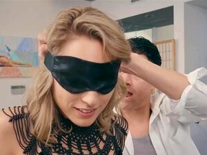 Lily Labeau wird doppelt penetriert - Brazzers