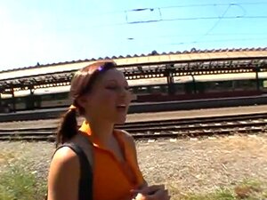 Секси и дивља орална акција на