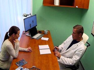 Krankenschwester beim Ficken erwischt