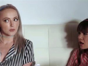 Arvokas Alison Rey ja Iris Rose saavat pillunsa paukutettua. Alison