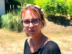 Maddy 24 yo diskretes elsässisches Mädchen