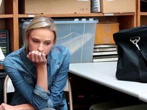 Emma Hix hat so hart gefickt und überall Sperma abbekommen. Emma Hix