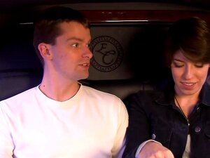 Dieses neue Amateur-Swinger-Paar ist ein natürlicher Swinger