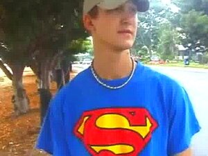 Крстарење за слатку скејтбордерку