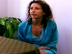 Rothaarige Reife bekommt ihre behaarte Muschi gefickt