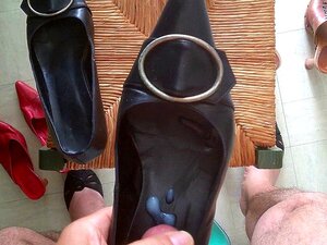 Mach Liebe zu sexy Schuhen 002. Meine total haarlosen