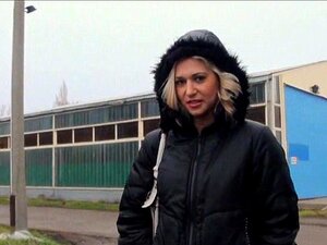 Freche Schlampe Linda Ray nimmt Specie und ist einverstanden, Sex zu