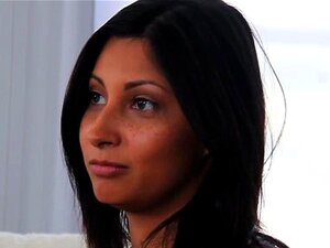 Echte Casting-Couch x Latina ins Gesicht gespritzt