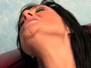 Mom Lake Russell nimmt einen großen schwarzen Schwanz vor ihrem