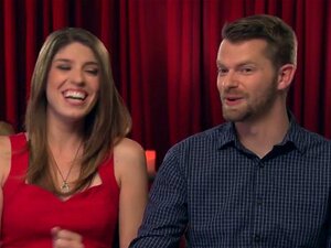 Swingers njuter av att experimentera i realityshow. Kåta swingerpar