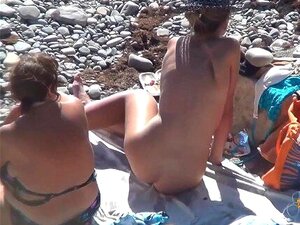 Spion naakt strand video's, echte buitenseks!
