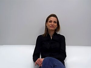 Невероватно кастинг Чешке бринете