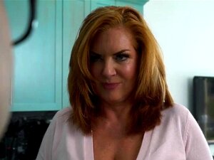 Als Nicky Rebel seiner Stiefoma Andi James erzählt, dass es mit dem