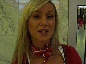 јебено врућа плава немачка стјуардеса