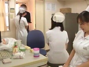 La pute japonaise incroyable Tsubaki Katou, Maki Sarada, Juri Sakura