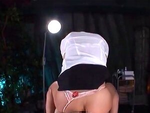 Akari Asahina geile Aziatische milf is een amateur in voetjobs en