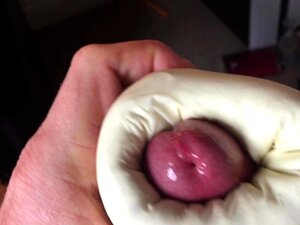 Suuri soololaukaus käyttäen kotitekoista pillun korviketta