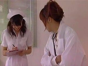 signora dottore e infermiera 1 di PACMANS, hiyori e mio